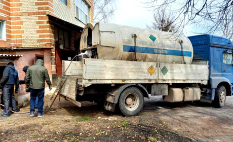 Міський лікарні у Славуті подарували тонну рідкого кисню