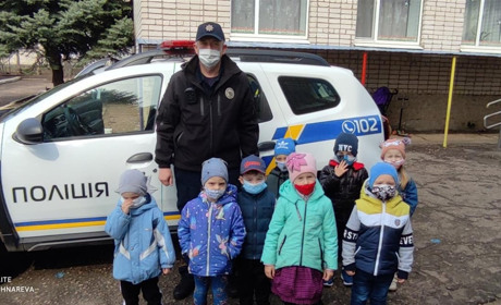 До теремчат приїхав поліцейський громади