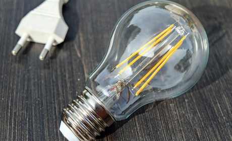 На Гадяччині через ремонтні роботи не буде світла: графік відключень з 26 по 30 квітня