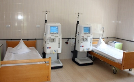 Прив’язані до штучної нирки, або як у Рахові працює гемодіаліз