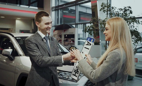 Автосалони почали самостійно реєструвати нові транспортні засоби