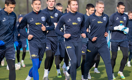 Останній домашній поєдинок у цьому сезоні. ФК "Десна" почав підготовку до зустрі з "Колосом"