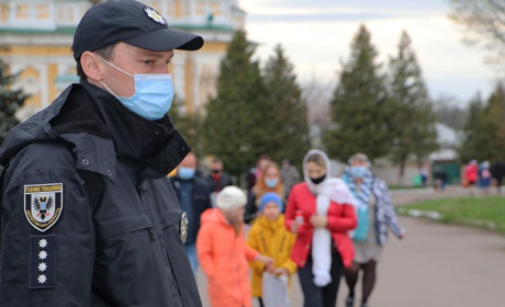 Великодні служби пройшли спокійно. За порядком спостерігало 1500 поліцейських