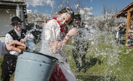 Поливаний понеділок: традиції першого дня після Великодня