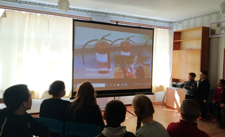 Гімназисти вчать правила безпечної поведінки з вогнем