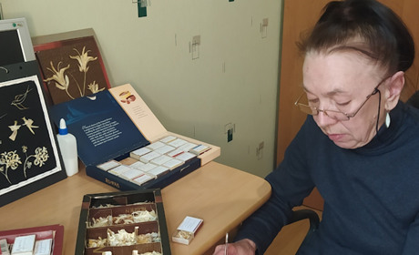 Сотні риб'ячих кісток чернігівка Маргарита Гордієнко перетворює у витвори мистецтва