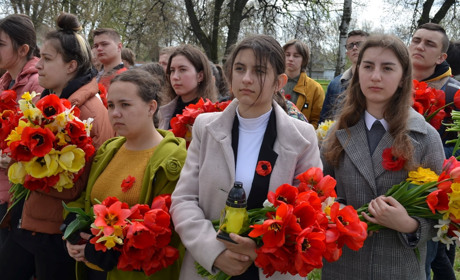 У Білобожницькій громаді відбулися заходи до Дня пам'яті та примирення (+ фото)
