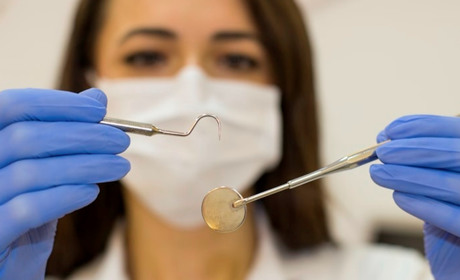 Сучасна стоматологія: з чого почати лікування?