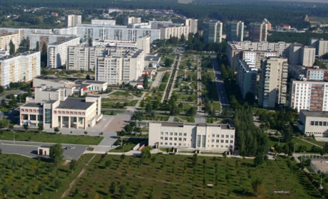 Прокуратура: неправомірно передали у приватну власність землі вартістю 14 млн гривень у Нетішині