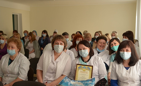 Вітали медичних сестер Старокостянтинівщини. Фоторепортаж