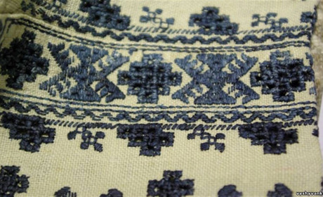 Сорочка-жидівка і шрифти Григорія Кисіля: пригадуємо знаментині вишивки Гадяччини