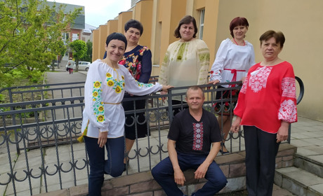 Барчани одягли вишиванки на свято та викладають фото у соцмережі: оновлюється