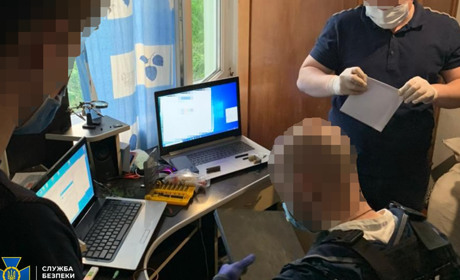 СБУ викрила хакерів: крали інформацію через додатки для Instagram та інших популярних ресурсів