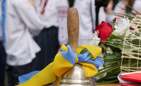 Останній дзвінок не за стандартом: як завершать навчальний рік школи Сірогозщини