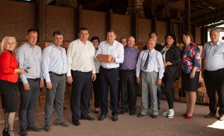 Брусницька громада ділиться досвідом господарювання з громадами Вижниччини