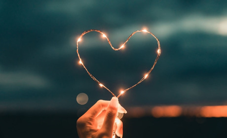 Цікаві книги про кохання, які можна взяти в центральній бібліотеці Нікополя