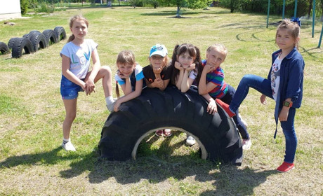 Чому діти та вчителі прийшли в Привільський ліцей в джинсовому одязі