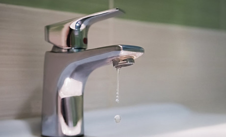 Новоградський водоканал знизить тиск води через якість води: деталі