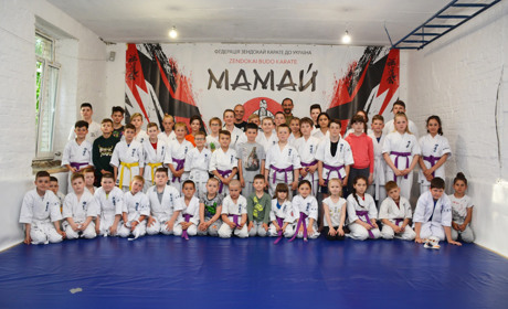 Кагарлицькі каратисти з клубу "Мамай" зустрілися з козаком, ковалем та воїном Олександром Крамарем