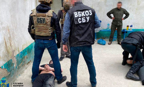 СБУ викрила на Калущині організоване угруповання на масштабному виготовленні та збуті амфетаміну