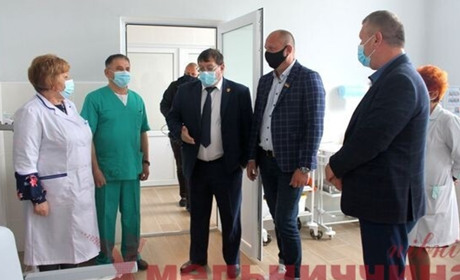 Зробили капітальний ремонт отоларингологічної операційної Славутської лікарні
