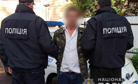 Ніжинські поліцейські затримали чоловіка, що вигадав замінування приміщення школи