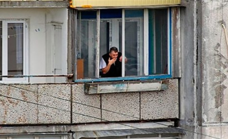 Чи можна курити на балконі. Що мають знати гадячани