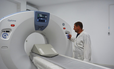 Він бачить людину наскрізь: як працює у Гадячі комп’ютерний томограф