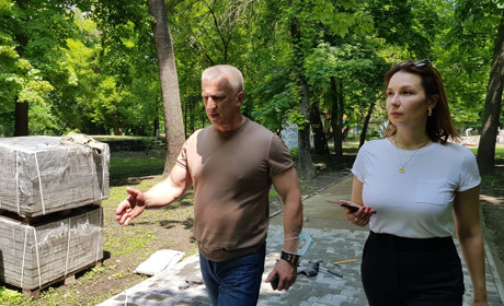 Замість кабінету, увесь день на колесах: один день із Олегом Демченком. Спецпроєкт Гард.City