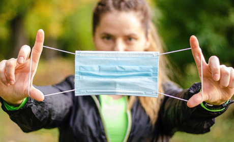 В Україні продовжили карантин та встановили нові карантинні норми