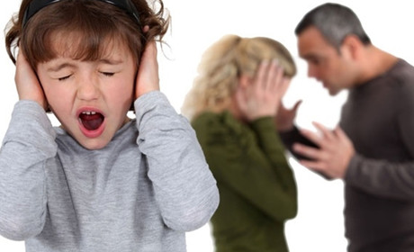 Домашнє насильство — це не лише побої. Куди звертатися?