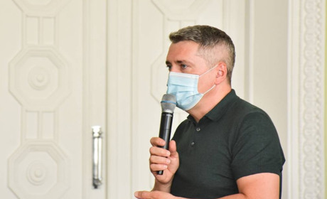 Поки паспорти вакцинації не працюють, в Чернігові видають довідки про щеплення проти COVID-19