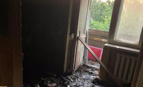 Окурок стал причиной пожара в Авиагородке