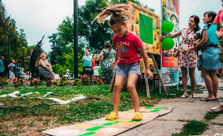 Філворди, майстер-класи, казкові лабіринти: чим розважали дитячі бібліотеки у День молоді