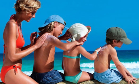 Як вберегти від сонячних та теплових ударів дітей: поради гадячанам