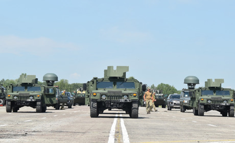 На аеродромі Півці під Черніговом військові готуються до параду з нагоди 30-річчя Незалежності
