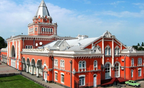 Потяг із Чернігова у напрямку Чернівців відтепер курсуватиме щодня