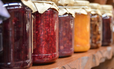 Господиням на допомогу: підбірка рецептів джему і варення зі смородини та малини