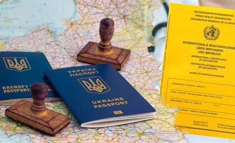 Лікар Світлана Грабовецька – про COVID-сертифікат: наскільки ефективна ця перепустка у світ?