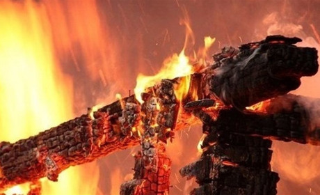 У Радижеві блискавка спалила хлів