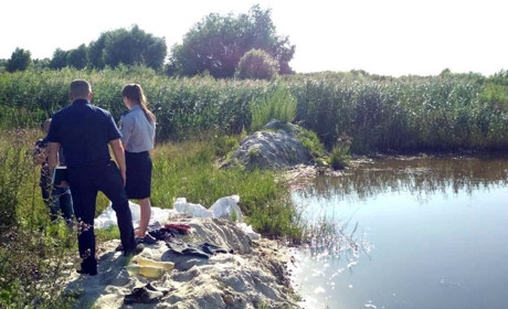 На Менщині в ставку втопилися двоє дітей