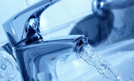 В Новограді – аварія на водопровідній мережі: де не буде води