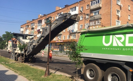 На дорогу в Барі люди чекали десятиліттями. Ірина Борзова розповіла подробиці ремонту