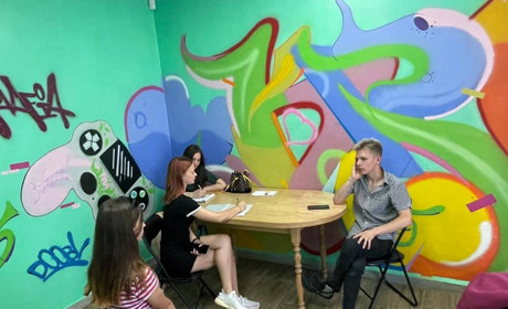 У Корюківці знімають фільм «Неповнолітні». Актори місцеві, 16-річний режисер з Києва