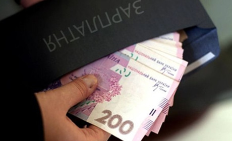 Наскільки підвищиться мінімальна заробітна плата у 2022 році: прогнози міністра фінансів та уряду