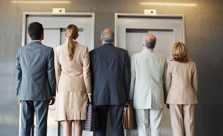 Третій тендер на придбання пасажирського ліфту відмінили: дізнайся чому