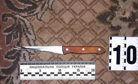 Зарізала через ревнощі: жінці з Сарненського району присудили сім років за умисне вбивство