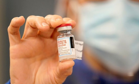 Окрім вакцини CoronaVac жителі Ніжинської громади можуть щепитися вакциною Moderna. Де?