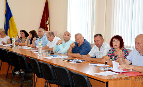 Онлайн-трансляції сесій поки не буде: золотоніські депутати не підтримали ініціативу своєї колеги