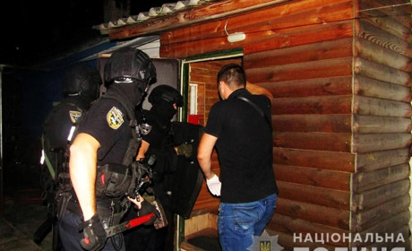 54-річний чоловік намагався зґвалтувати дитину. Дівчинка втекла
